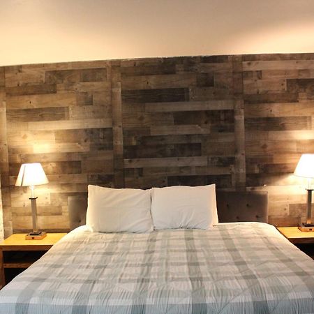 Cedarwood Inn Of Ashland Bagian luar foto