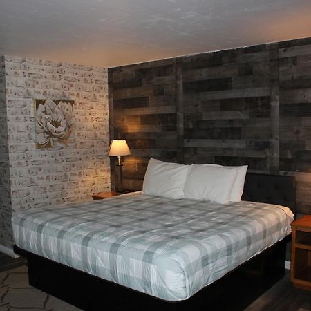 Cedarwood Inn Of Ashland Bagian luar foto