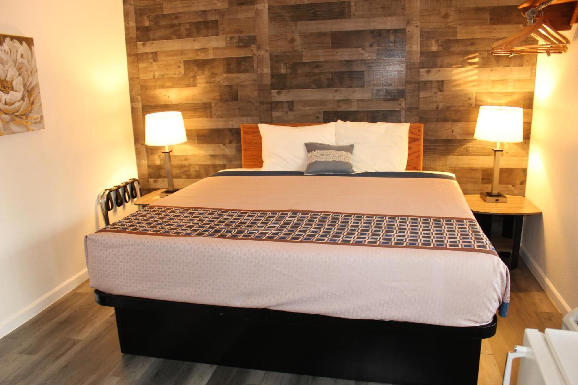 Cedarwood Inn Of Ashland Bagian luar foto