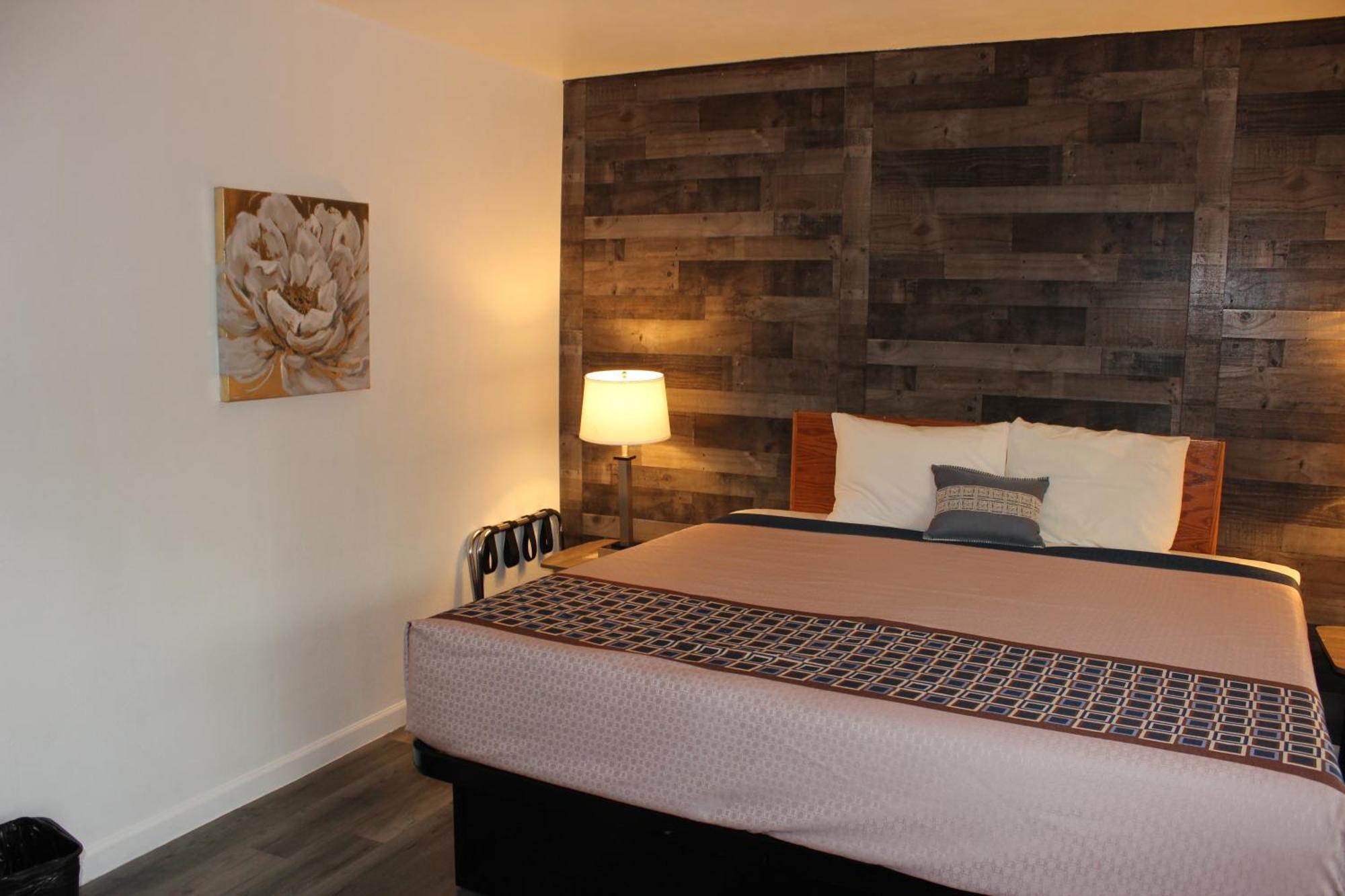 Cedarwood Inn Of Ashland Bagian luar foto