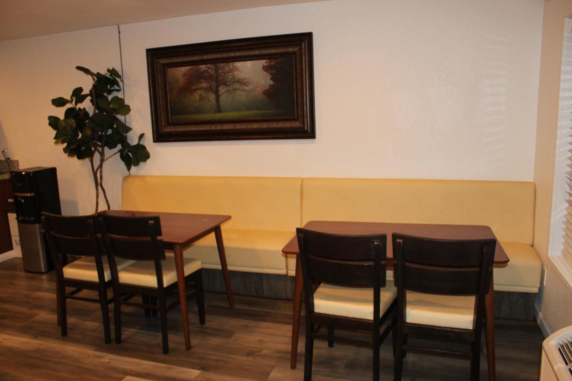 Cedarwood Inn Of Ashland Bagian luar foto