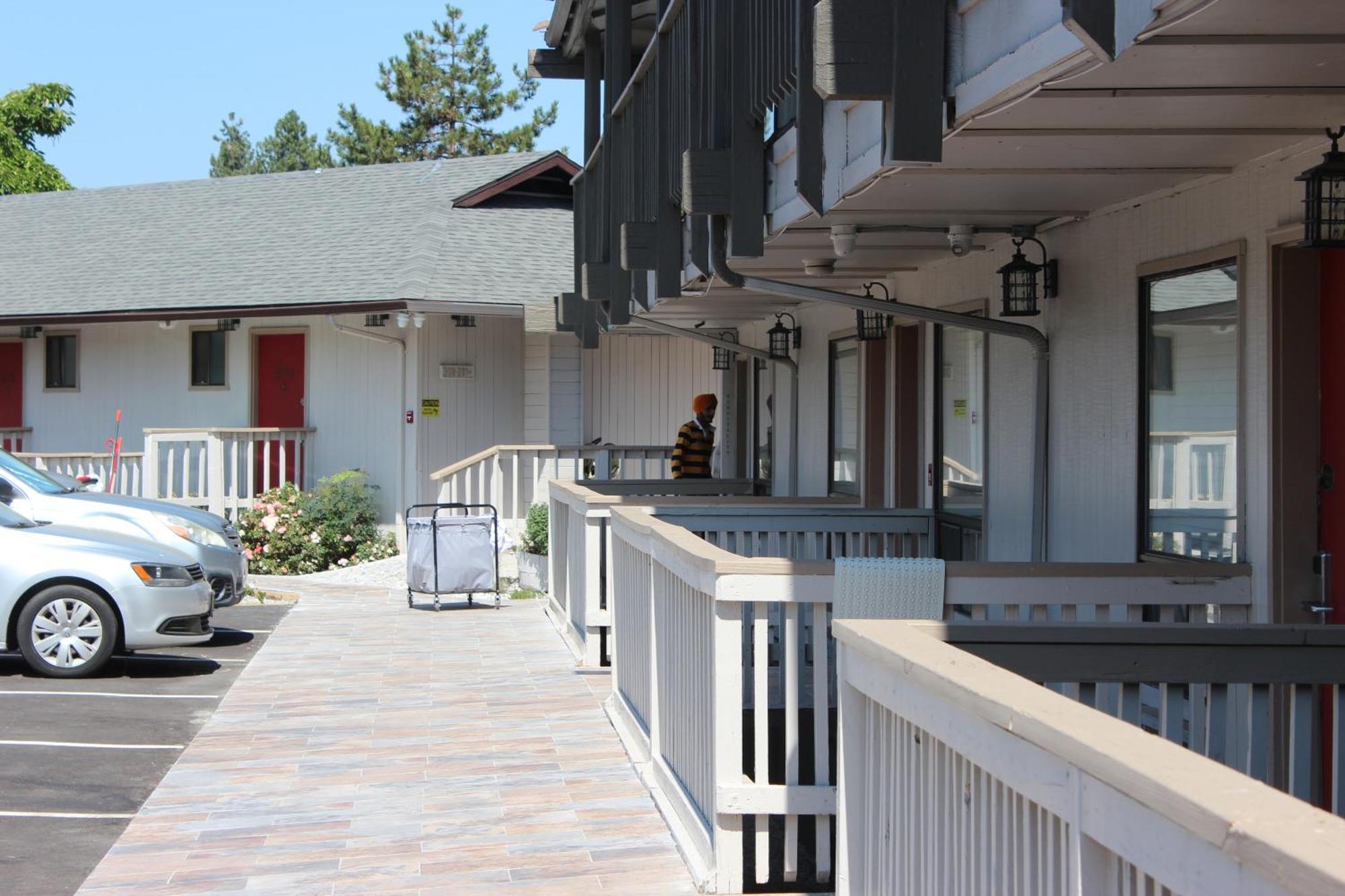Cedarwood Inn Of Ashland Bagian luar foto